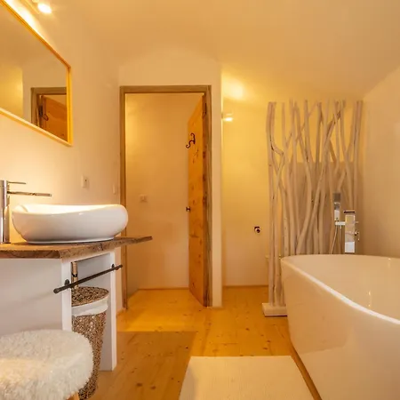 Le Petit Mas Tatil Evi